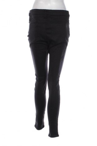 Pantaloni de femei Clockhouse, Mărime XL, Culoare Negru, Preț 43,99 Lei