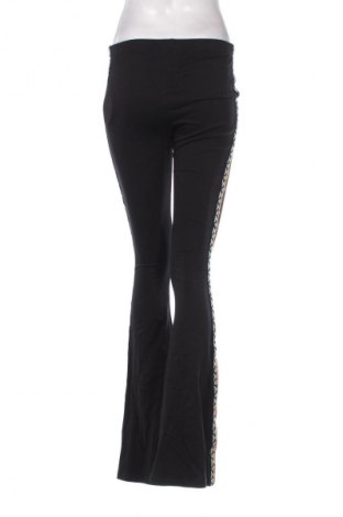 Pantaloni de femei Kiss The Sky, Mărime S, Culoare Negru, Preț 61,99 Lei