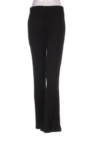 Pantaloni de femei No Boundaries, Mărime L, Culoare Negru, Preț 38,99 Lei