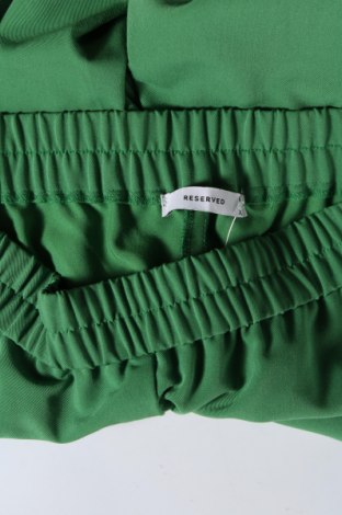 Pantaloni de femei Reserved, Mărime XL, Culoare Verde, Preț 52,99 Lei