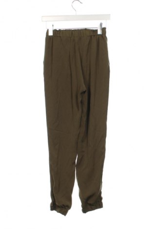 Pantaloni de femei Stradivarius, Mărime XS, Culoare Verde, Preț 95,99 Lei