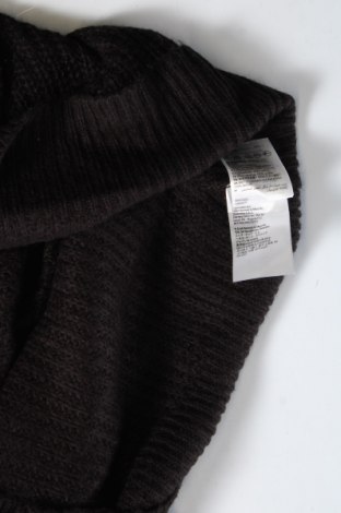 Dámský svetr H&M, Velikost L, Barva Vícebarevné, Cena  469,00 Kč