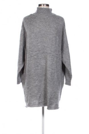 Damski sweter Pull&Bear, Rozmiar M, Kolor Szary, Cena 46,99 zł