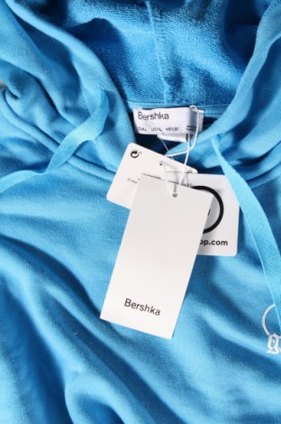 Дамски суичър Bershka, Размер L, Цвят Син, Цена 32,49 лв.