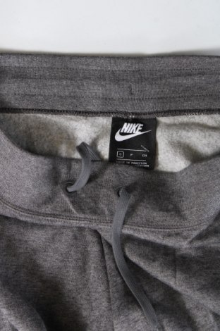 Γυναικείο αθλητικό παντελόνι Nike, Μέγεθος S, Χρώμα Γκρί, Τιμή 25,99 €