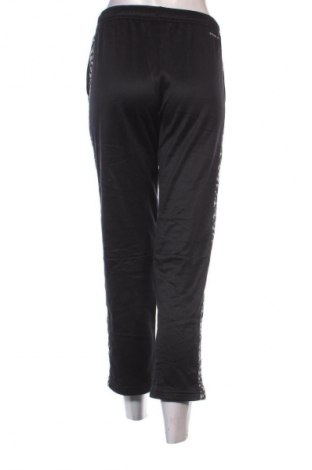 Pantaloni trening de femei Nike, Mărime L, Culoare Negru, Preț 134,99 Lei