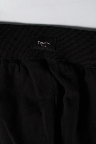 Pantaloni trening de femei Repetto, Mărime S, Culoare Negru, Preț 209,46 Lei