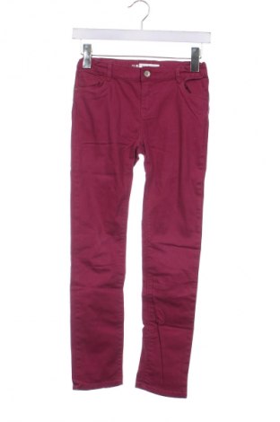 Kinderjeans, Größe 9-10y/ 140-146 cm, Farbe Lila, Preis € 10,99