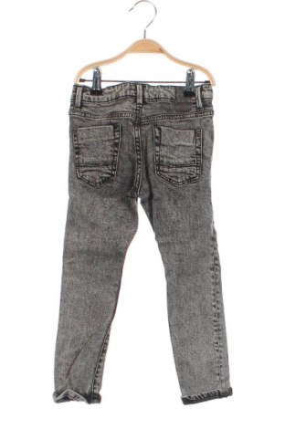 Kinderjeans, Größe 4-5y/ 110-116 cm, Farbe Grau, Preis 10,99 €