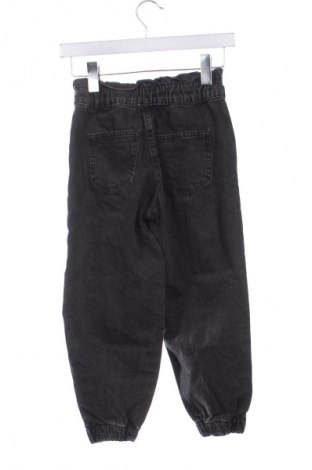 Gyerek farmernadrág Denim Co., Méret 7-8y / 128-134 cm, Szín Szürke, Ár 3 899 Ft