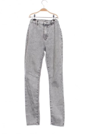 Kinderjeans Reserved, Größe 11-12y/ 152-158 cm, Farbe Grau, Preis 11,99 €