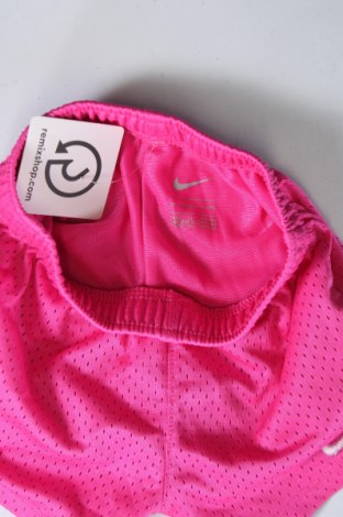 Kinder Shorts Nike, Größe 2-3y/ 98-104 cm, Farbe Rosa, Preis 6,99 €