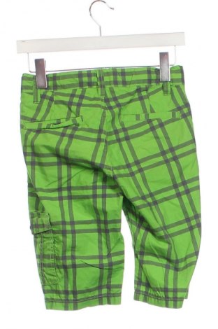 Kinder Shorts S.Oliver, Größe 10-11y/ 146-152 cm, Farbe Grün, Preis 6,99 €