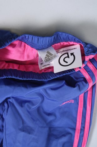 Kinder Sporthose Adidas, Größe 5-6y/ 116-122 cm, Farbe Mehrfarbig, Preis 10,49 €