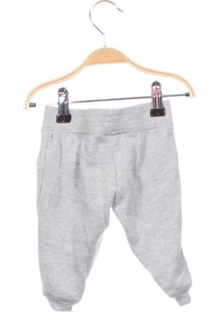 Kinder Sporthose Nautica, Größe 9-12m/ 74-80 cm, Farbe Grau, Preis € 8,49