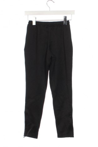 Pantaloni de trening, pentru copii New Balance, Mărime 8-9y/ 134-140 cm, Culoare Negru, Preț 86,99 Lei