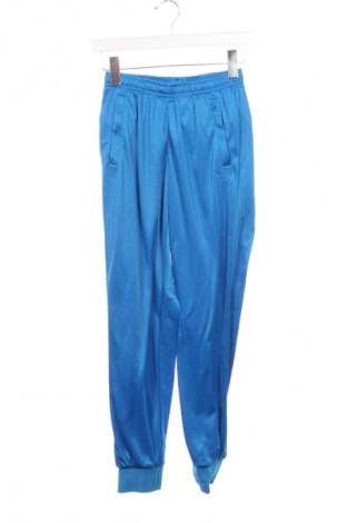 Kinder Sporthose Umbro, Größe 12-13y/ 158-164 cm, Farbe Blau, Preis 8,49 €