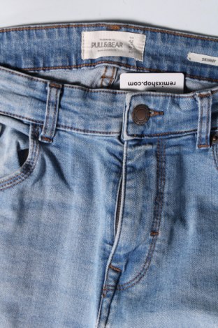 Ανδρικό τζίν Pull&Bear, Μέγεθος S, Χρώμα Μπλέ, Τιμή 13,99 €