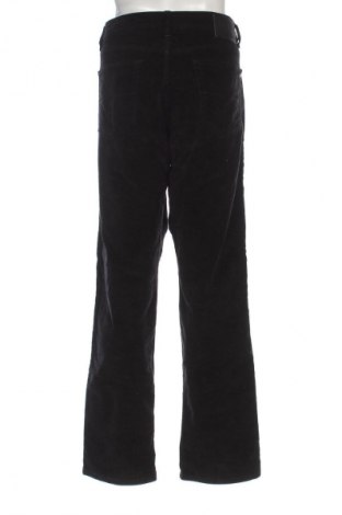 Pantaloni raiați de bărbați Pierre Cardin, Mărime XXL, Culoare Negru, Preț 223,99 Lei