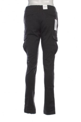 Pantaloni de bărbați Jack & Jones, Mărime M, Culoare Gri, Preț 130,99 Lei