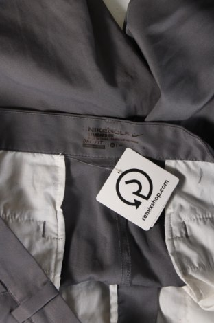 Pantaloni de bărbați Nike Golf, Mărime L, Culoare Gri, Preț 97,99 Lei