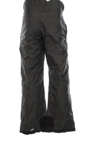 Herrenhose für Wintersport, Größe M, Farbe Grün, Preis € 50,99