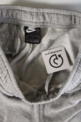 Pantaloni trening de bărbați Nike, Mărime M, Culoare Gri, Preț 150,99 Lei