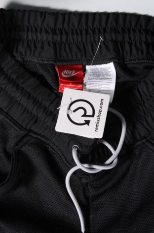 Pantaloni trening de bărbați Nike, Mărime S, Culoare Negru, Preț 150,99 Lei