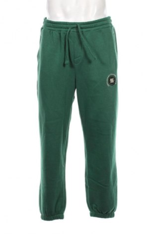 Pantaloni trening de bărbați Sinsay, Mărime L, Culoare Verde, Preț 73,98 Lei