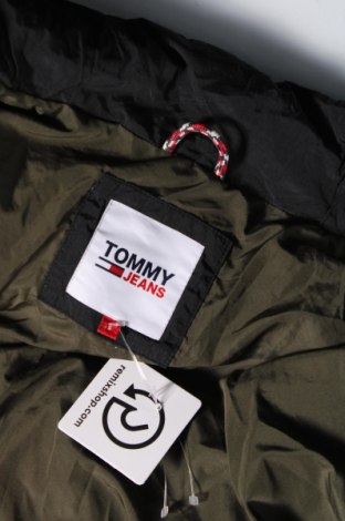 Geacă de bărbati Tommy Jeans, Mărime S, Culoare Negru, Preț 394,99 Lei