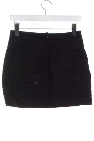 Fustă H&M, Mărime S, Culoare Negru, Preț 22,99 Lei