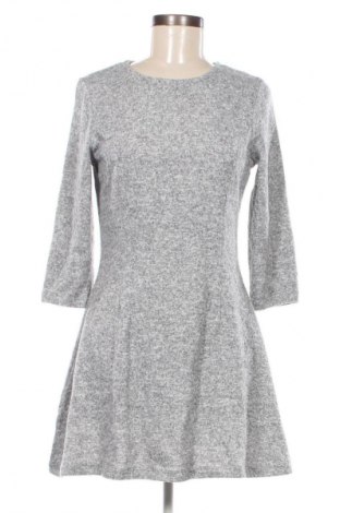 Kleid, Größe M, Farbe Grau, Preis € 20,49