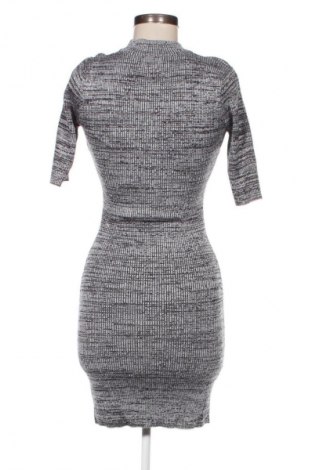 Kleid Apricot, Größe M, Farbe Grau, Preis € 5,99