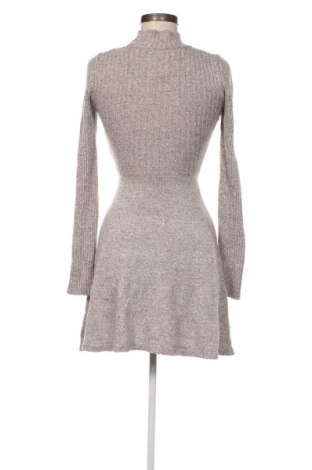 Kleid Bershka, Größe XS, Farbe Mehrfarbig, Preis € 20,49