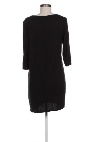 Kleid Boohoo, Größe M, Farbe Schwarz, Preis 23,59 €