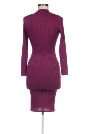 Kleid Boohoo, Größe M, Farbe Lila, Preis € 14,83