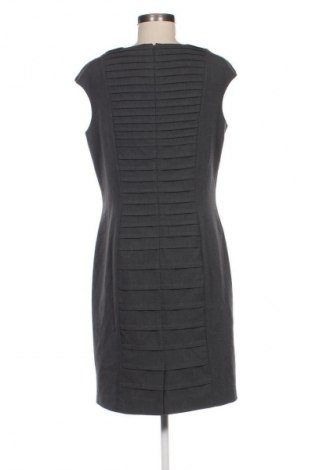 Rochie Calvin Klein, Mărime M, Culoare Gri, Preț 125,99 Lei