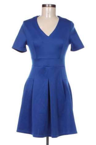 Kleid Club L, Größe M, Farbe Blau, Preis € 26,99