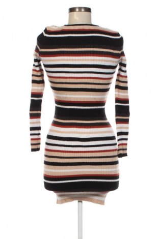 Rochie Forever 21, Mărime M, Culoare Multicolor, Preț 44,99 Lei