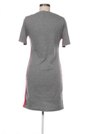 Kleid H&M Divided, Größe XL, Farbe Grau, Preis € 15,99