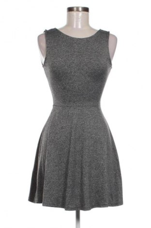 Kleid H&M Divided, Größe S, Farbe Grau, Preis 14,83 €