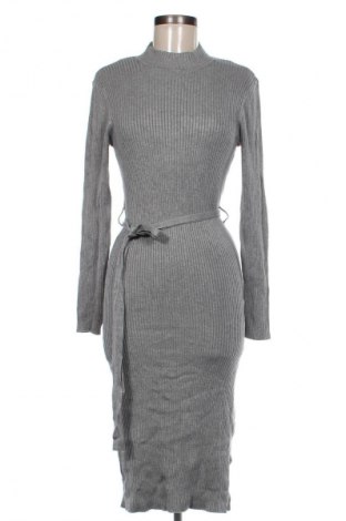 Kleid Jean Pascale, Größe M, Farbe Grau, Preis € 12,49