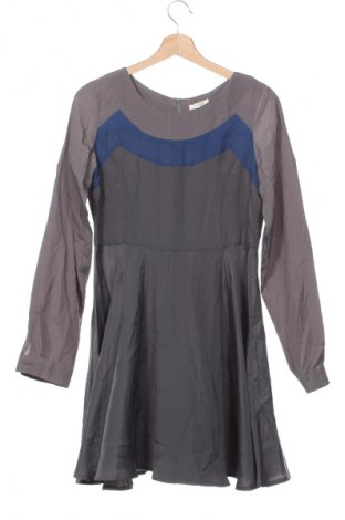 Kleid Kling, Größe XXS, Farbe Grau, Preis 44,49 €