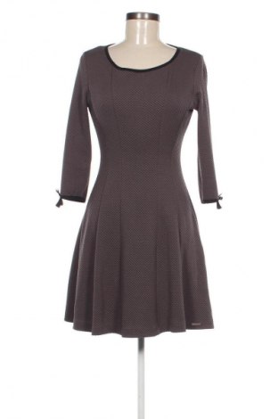 Kleid Rinascimento, Größe M, Farbe Braun, Preis 113,22 €