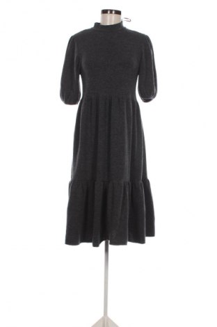 Kleid Zara, Größe S, Farbe Grau, Preis 13,81 €