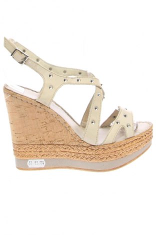 Sandalen Aeros, Größe 37, Farbe Beige, Preis 23,99 €