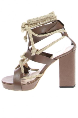 Sandalen Daris, Größe 37, Farbe Braun, Preis 22,99 €