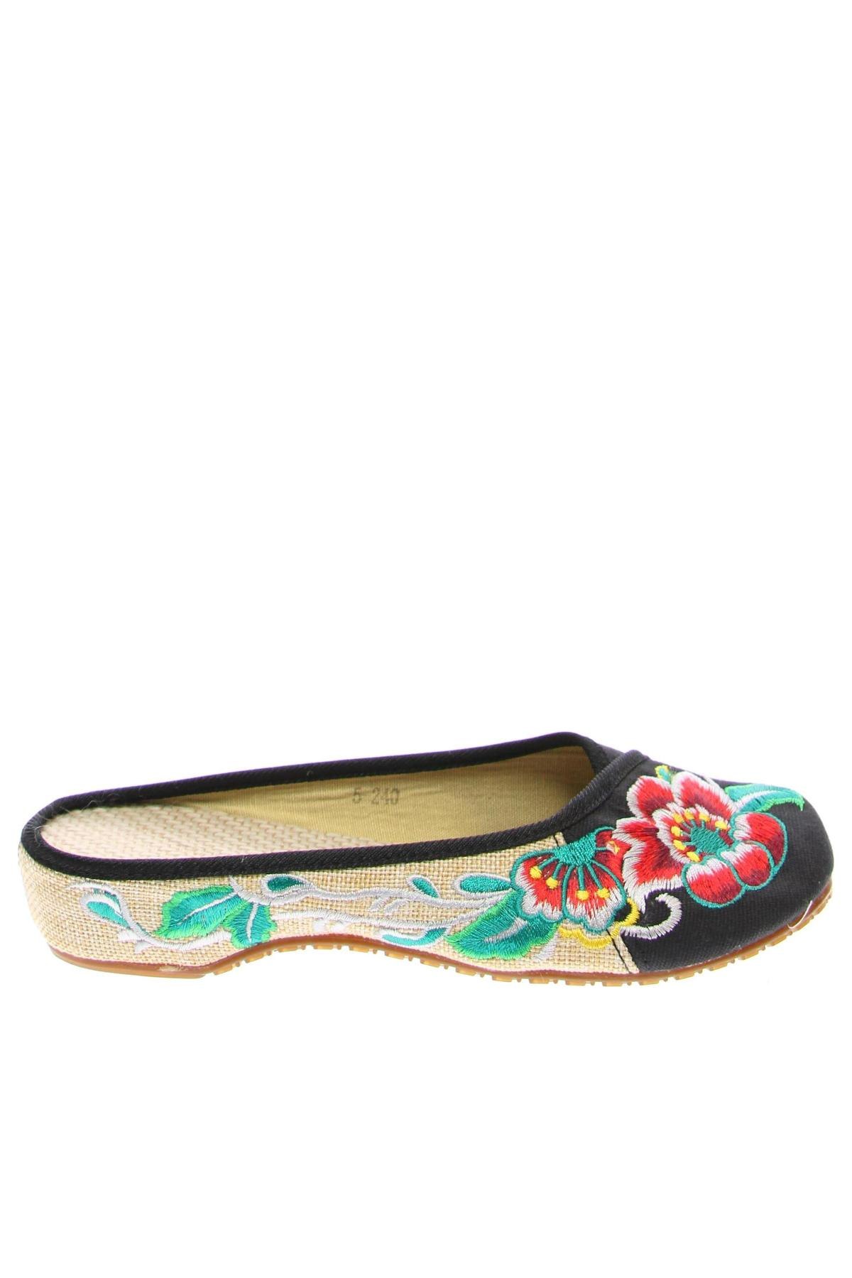 Papuci, Mărime 38, Culoare Multicolor, Preț 74,99 Lei