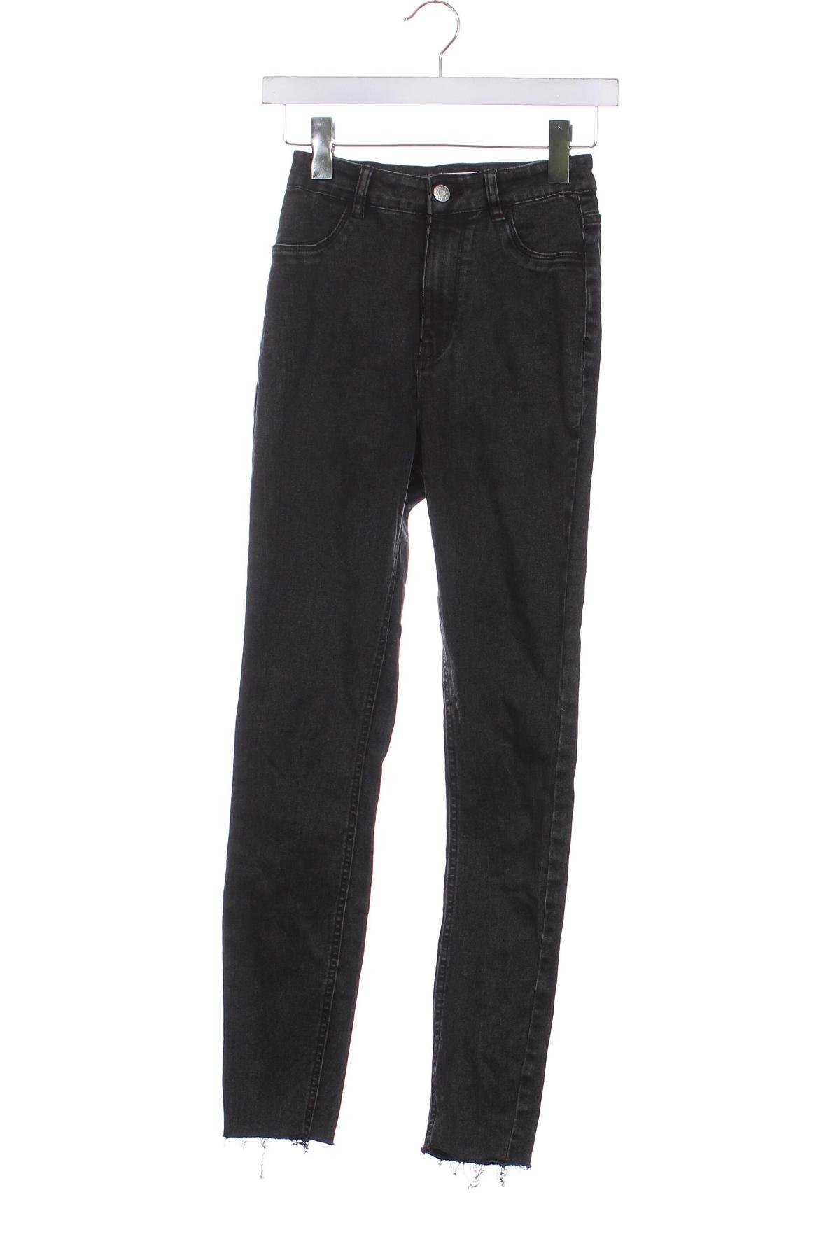 Damen Jeans Terranova, Größe XS, Farbe Grau, Preis € 10,99