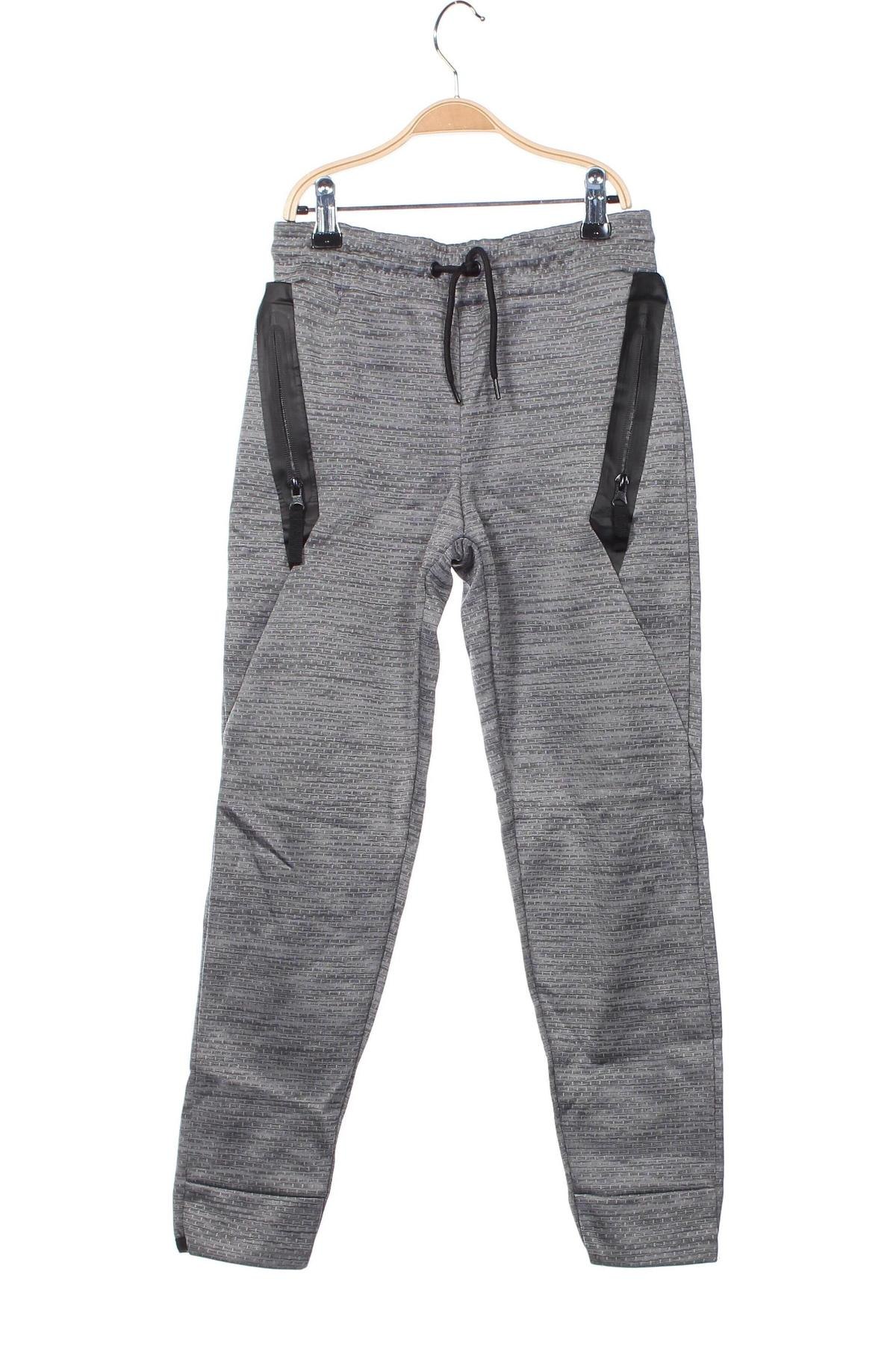 Kinder Sporthose Primark, Größe 8-9y/ 134-140 cm, Farbe Grau, Preis 6,49 €